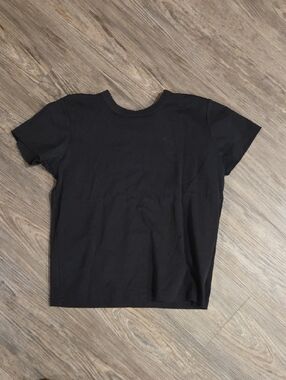 Uniqlo Black Short Sleeve Tee